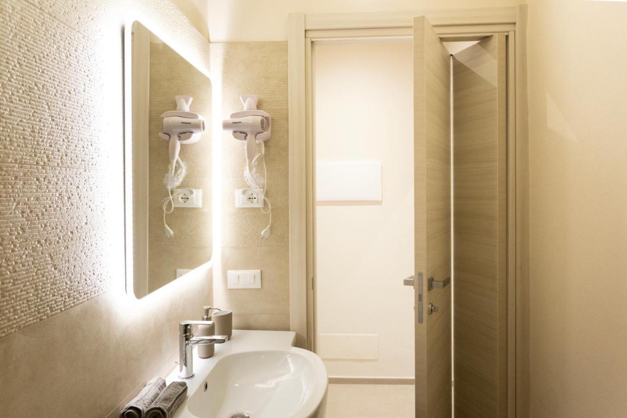 The Bricks B&B Free Parking 比萨 外观 照片