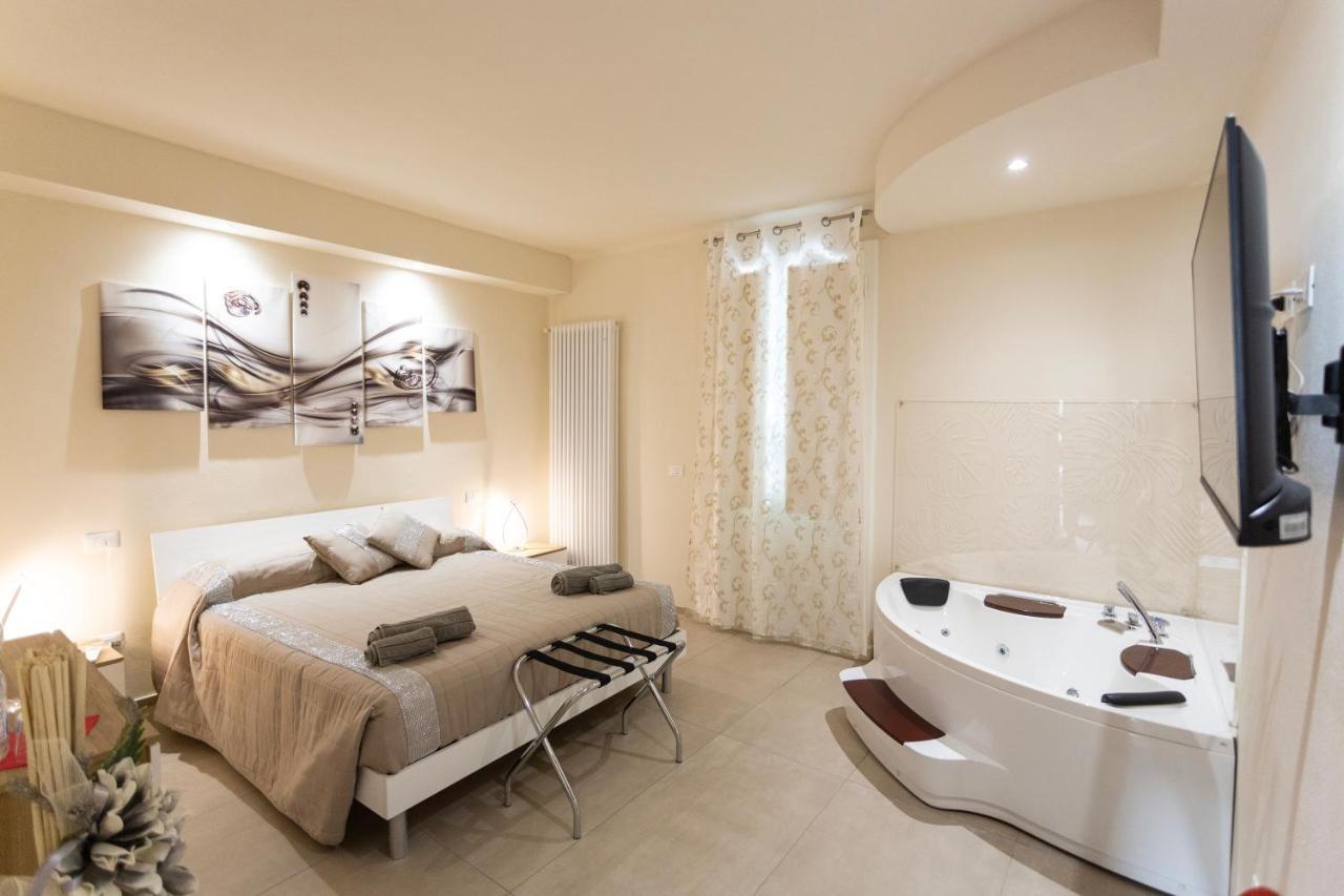 The Bricks B&B Free Parking 比萨 外观 照片